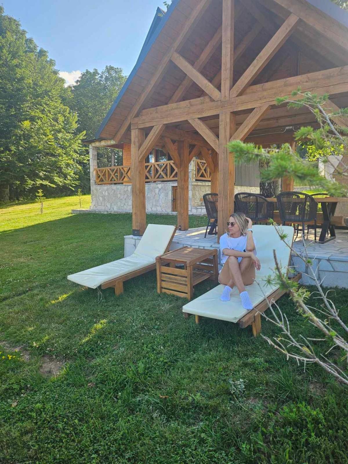 Vila Durmitor Nest Krstajic Zabljak  Luaran gambar